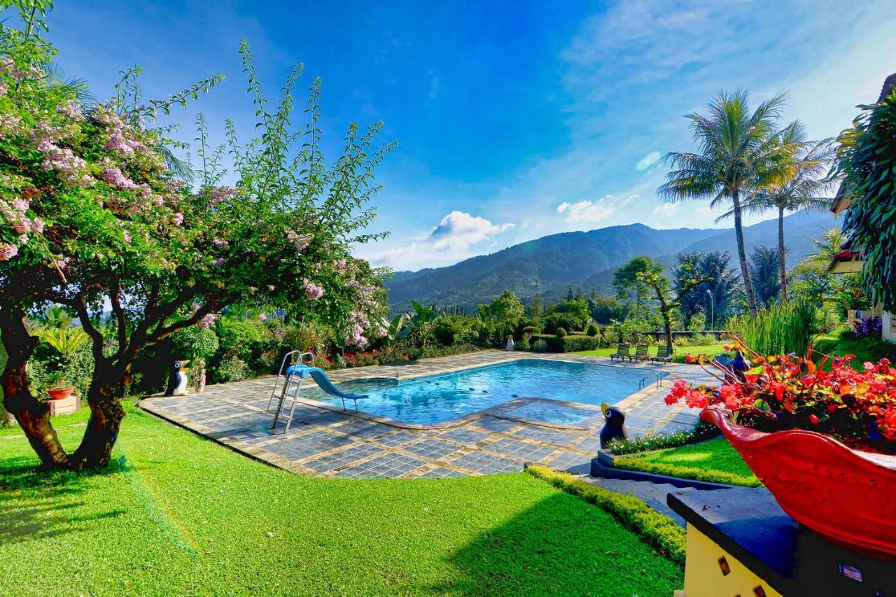 Hotel The Jayakarta Cisarua Puncak Zewnętrze zdjęcie