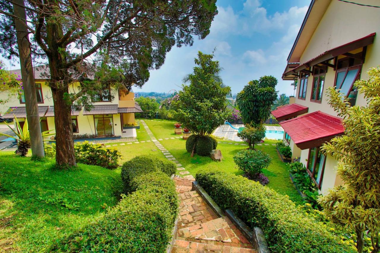 Hotel The Jayakarta Cisarua Puncak Zewnętrze zdjęcie