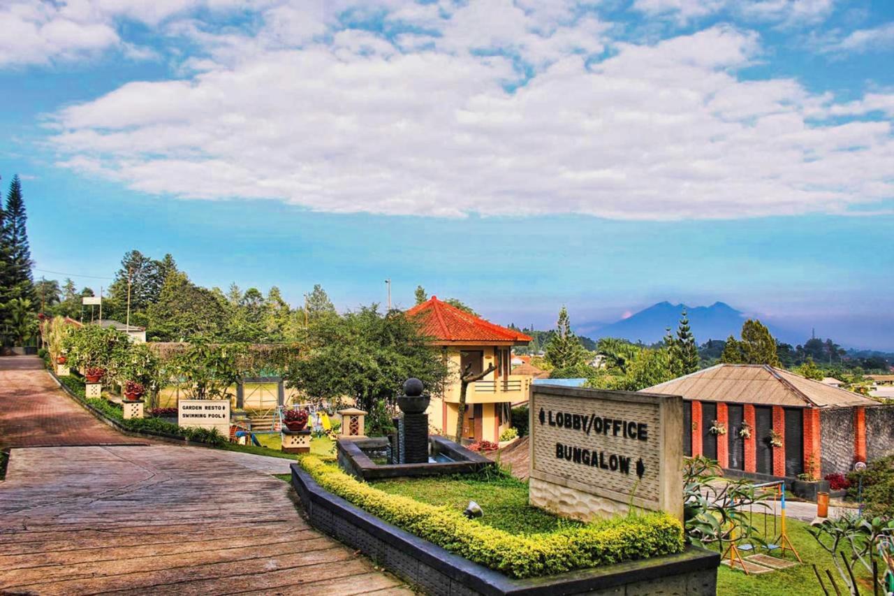 Hotel The Jayakarta Cisarua Puncak Zewnętrze zdjęcie