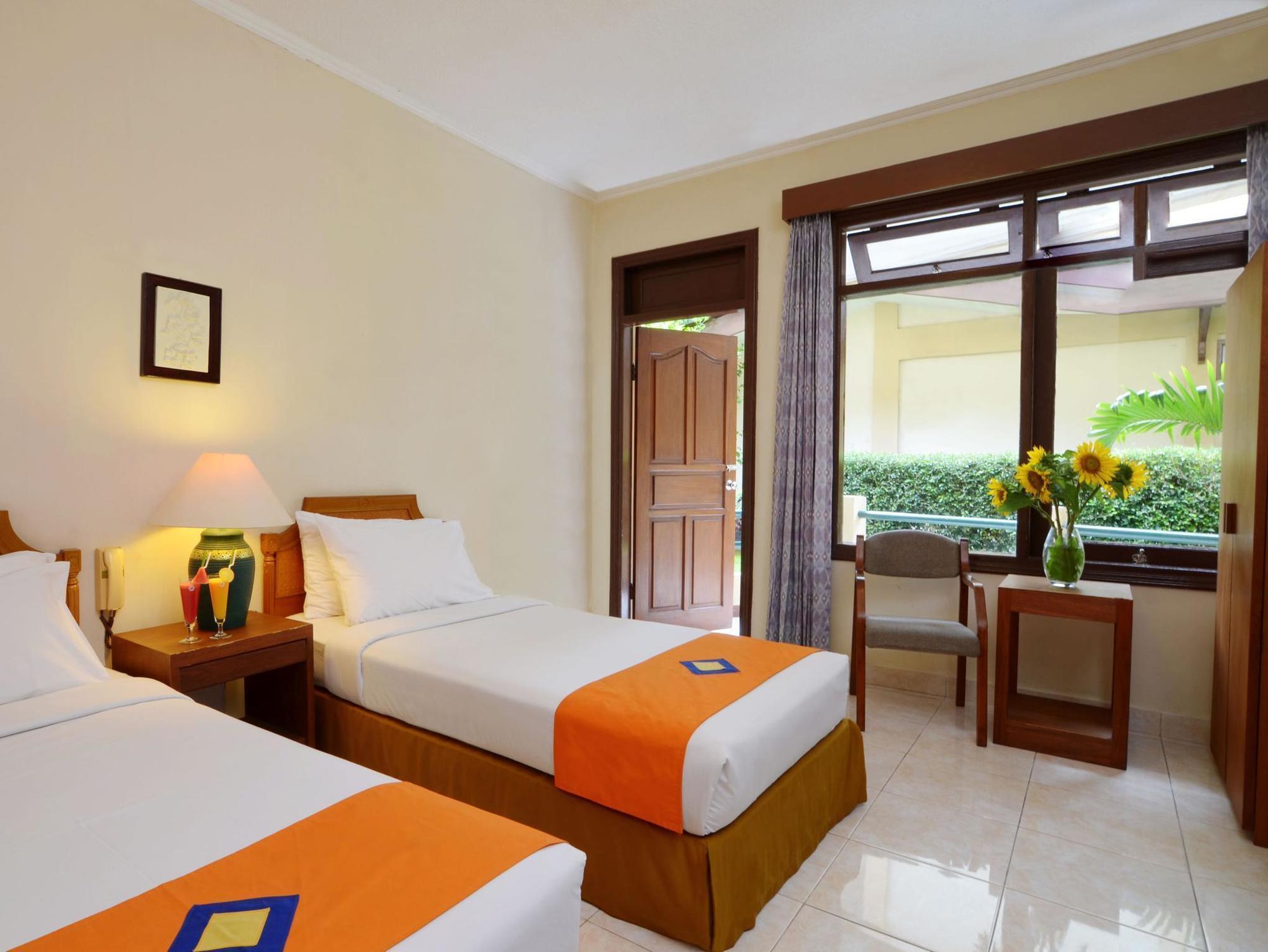 Hotel The Jayakarta Cisarua Puncak Zewnętrze zdjęcie