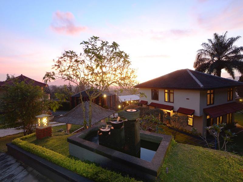 Hotel The Jayakarta Cisarua Puncak Zewnętrze zdjęcie