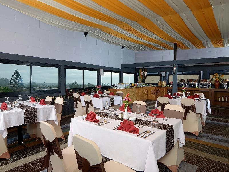 Hotel The Jayakarta Cisarua Puncak Zewnętrze zdjęcie